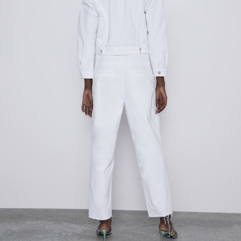 Zara High Rise Cropped Jeans - Picture 3 of 7